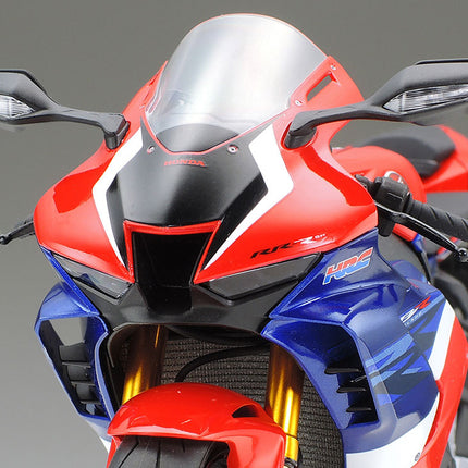 14138 Tamiya 1/12 Scale Model Bike Kit Honda CBR1000R-R Fireblade SP MotoGP Racing Bike (Copy)