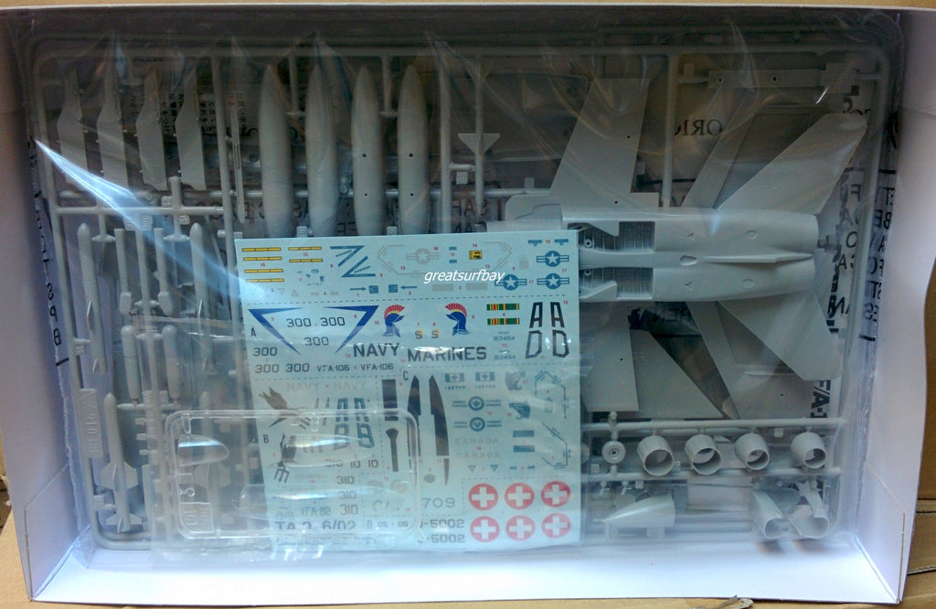 Tamiya 1/72 Model Plane Kit US Air Force F/A-18 Hornet USAF Tamiya 60702 USAirForce
